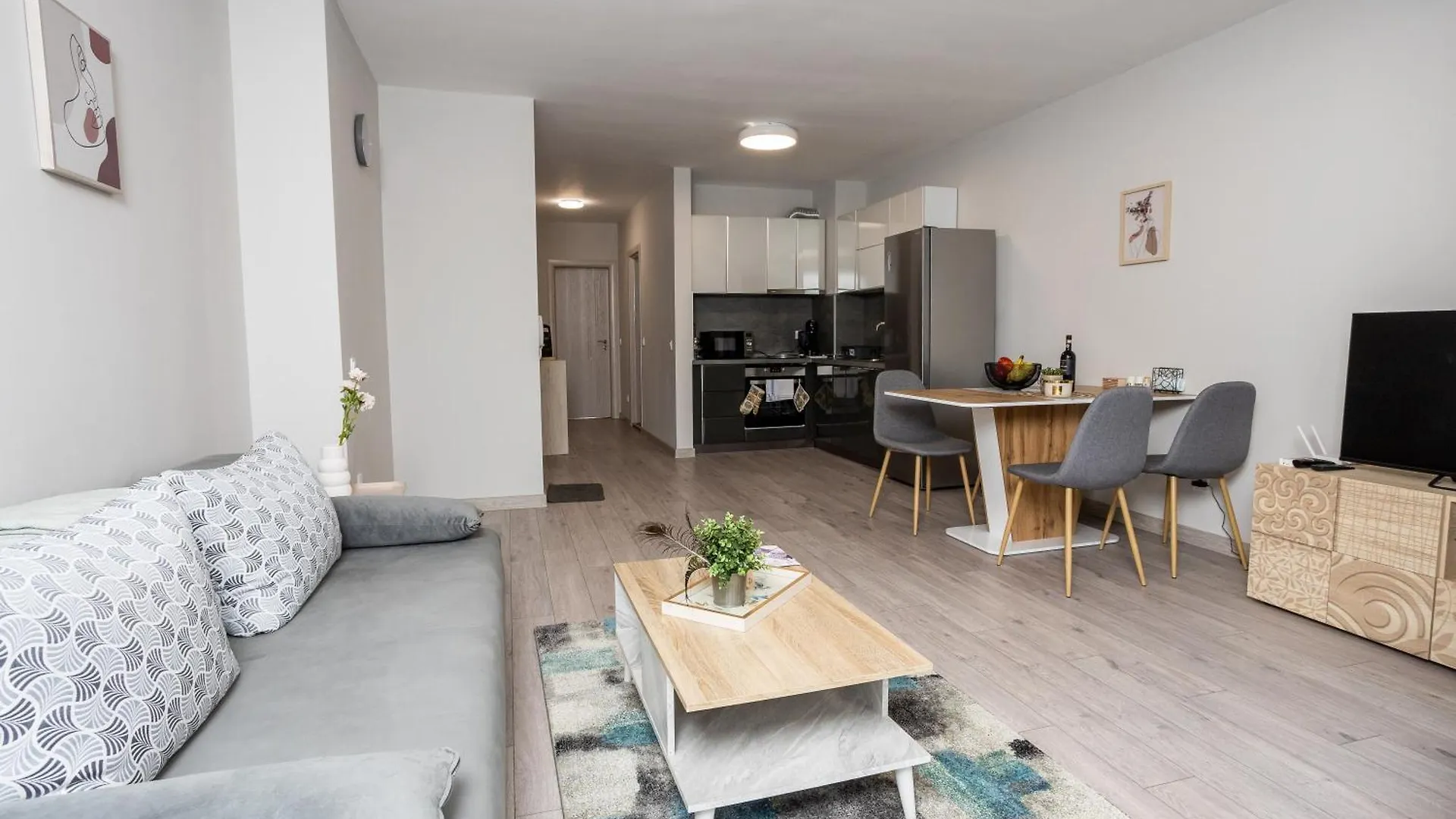 Apartment 2-Стаен Апартамент С Гледка Към Парк Заимов Sofia Bulgaria